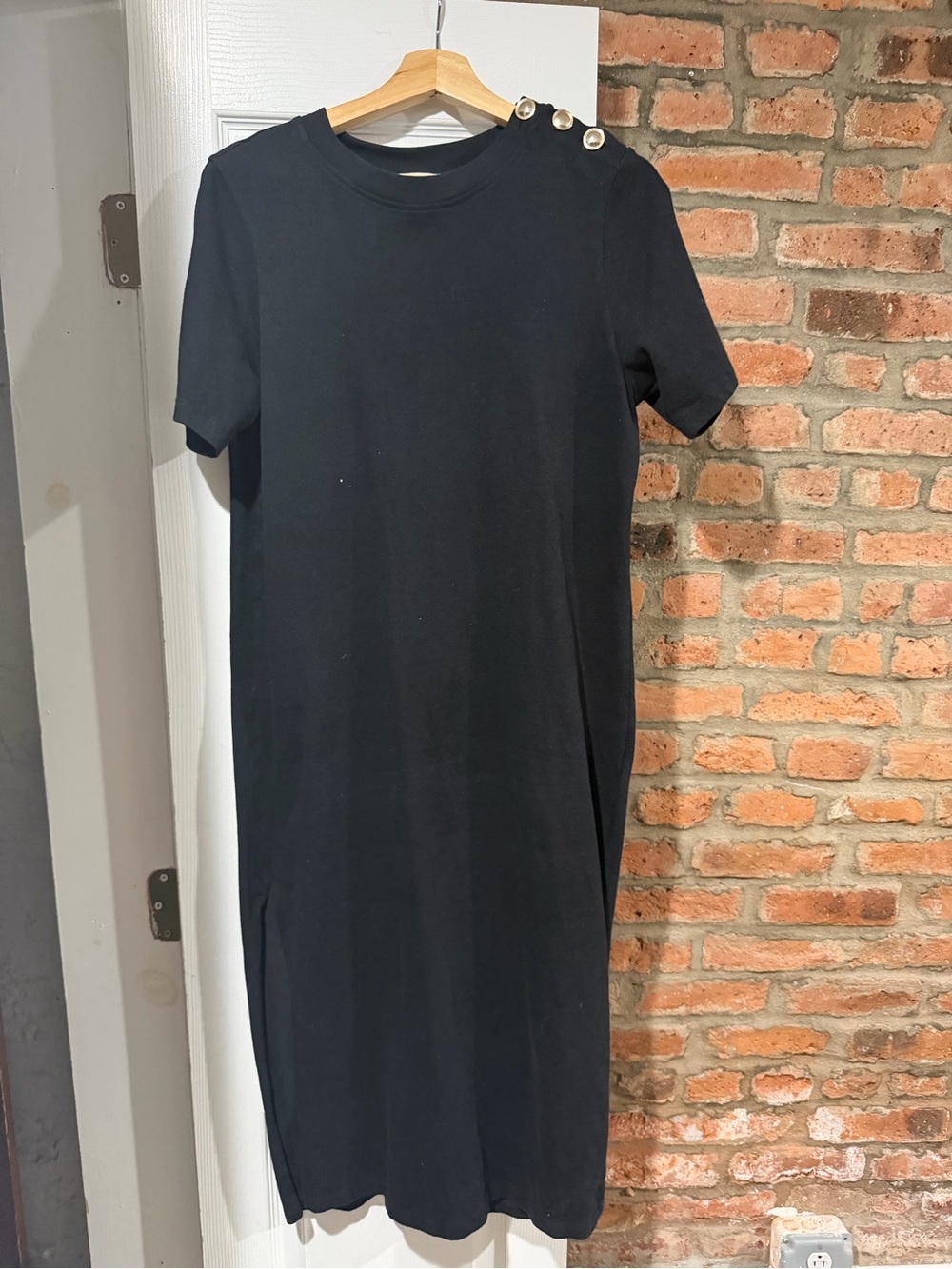 Sezane Black Short-Sleeve Shift Dress with Shoulder Buttons and Side Slits